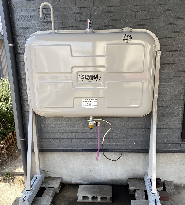 サンダイヤ｜SUNDIA 壁ピタハーフ250型 灯油タンク 容積250L 容量225L